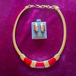 MONET Necklace & Earrings Set  Choker Style